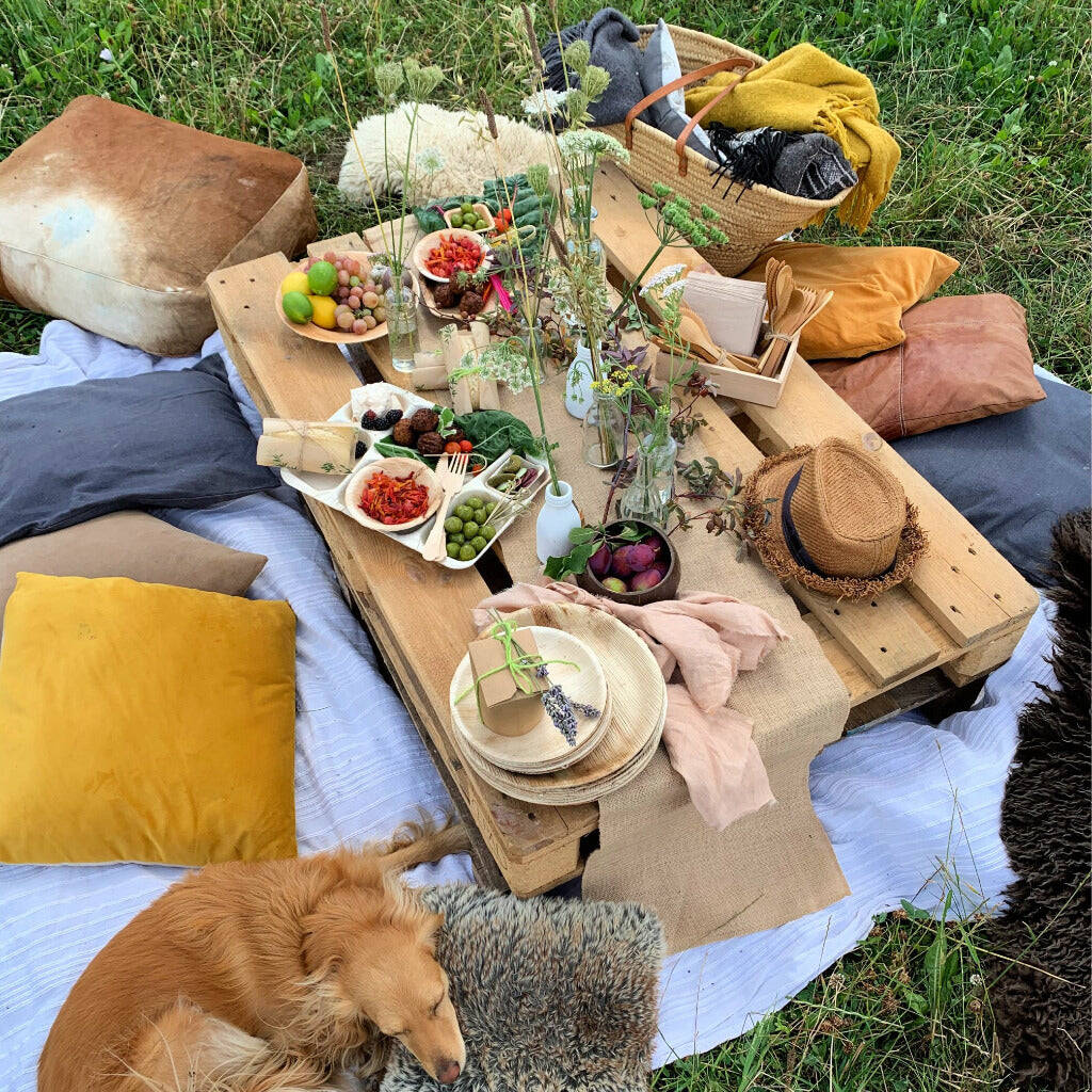 Hosting with Palm Leaf Tableware