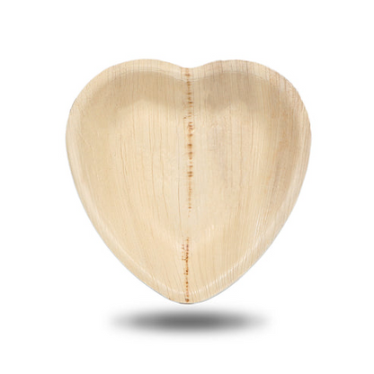 Heart-Shaped Palm Leaf Plates – Eco-Friendly Disposable Dinnerware