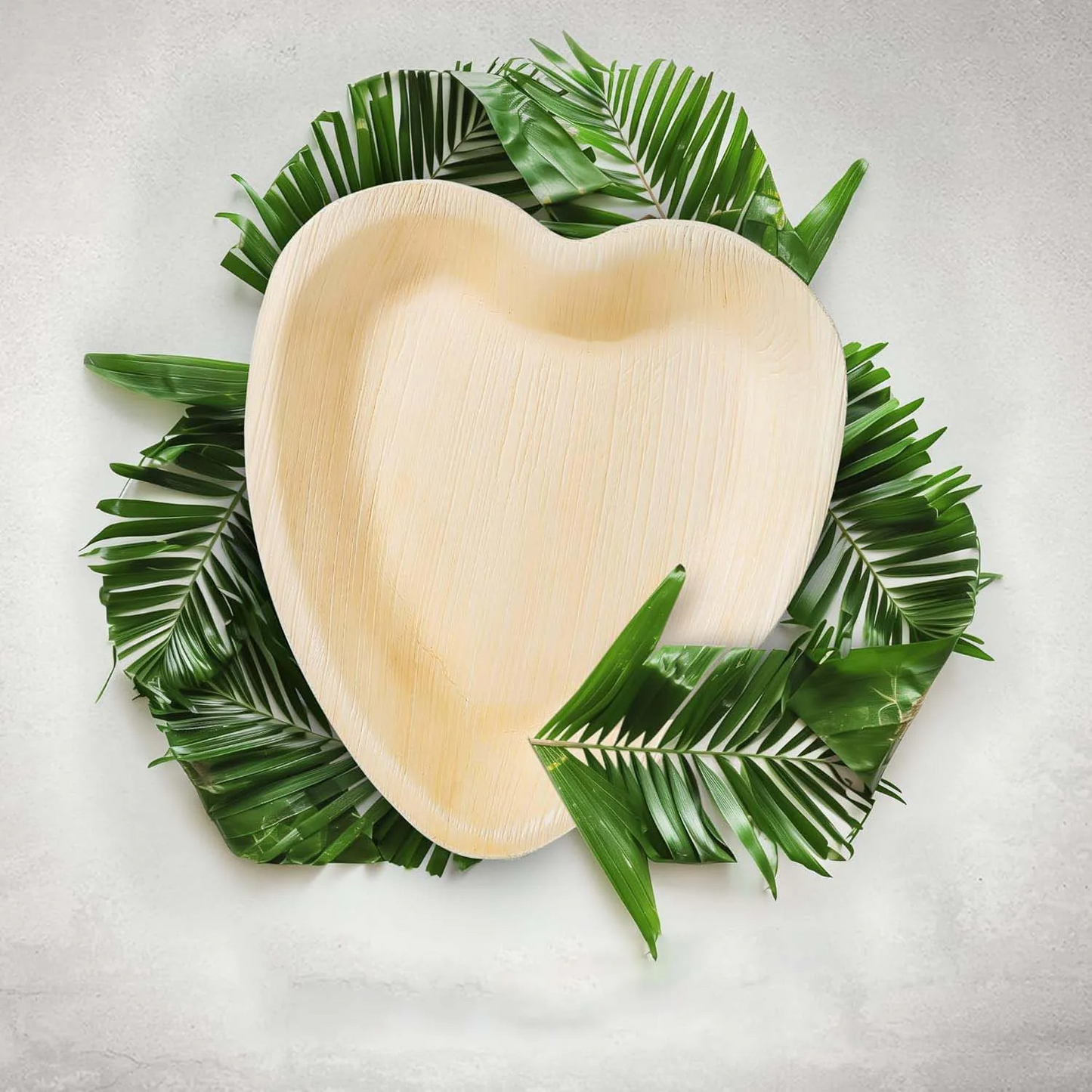 Heart-Shaped Palm Leaf Plates – Eco-Friendly Disposable Dinnerware